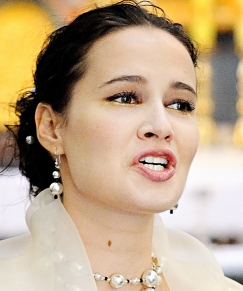 Elena Egorova - Oprawa muzyczna uroczystoci